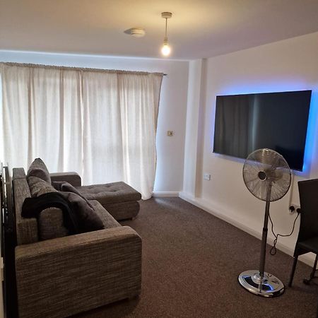 Sim Luxury Apartments Лондон Екстериор снимка
